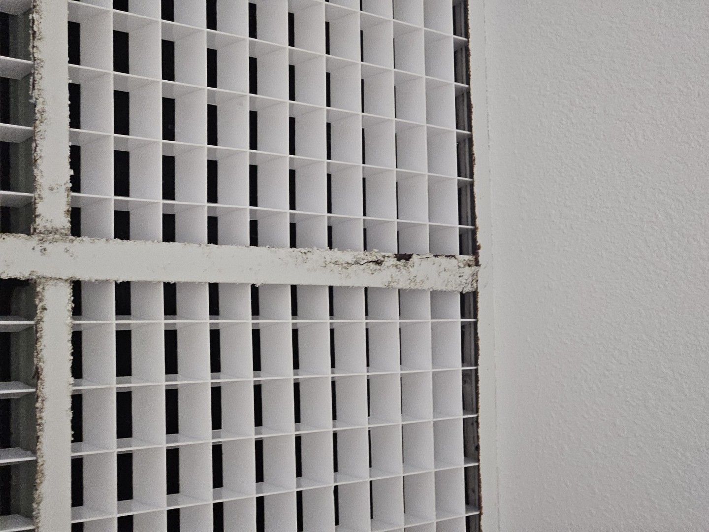 Pool Corroded Ceilg Grid 1